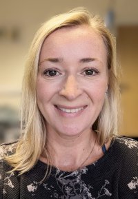 Dr Stephanie Avery